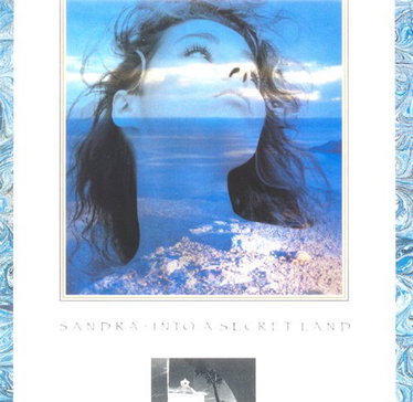 Couverture de Into A Secret Land