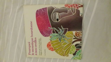 Pourquoi le moustique bourdonne à nos oreilles : contes d'Afrique de l'Ouest