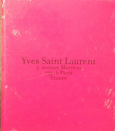 Couverture de Yves Saint Laurent 5, avenue Marceau, 75116 Paris , France