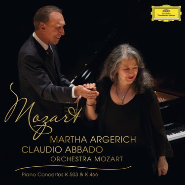 Couverture de Mozart: Piano Concertos Nos. 25 & 20