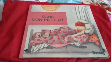 Dans mon petit lit