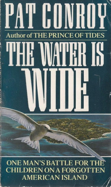 Couverture de The Water is Wide