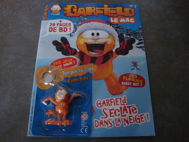GARFIELD LE MAG N°7 !! "GARFIELD S'ECLATE DANS LA NEIGE !!" EN CADEAU TON PORTE-CLES GARFIELD