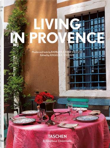 Couverture de Living in Provence