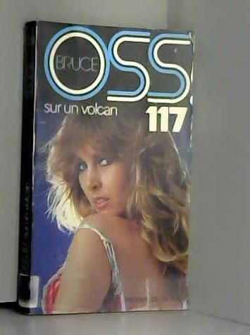 Oss 117 sur un volcan à Abidjan