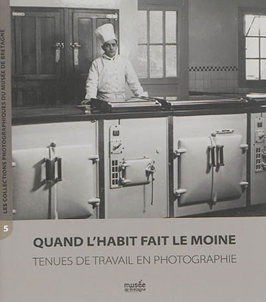 Quand l'habit fait le moine : tenues de travail en photographie