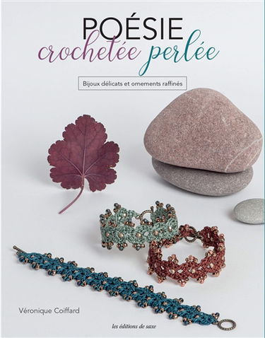 Poésie crochetée perlée : bijoux délicats et ornements raffinés