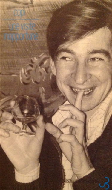 Une visite inopportune