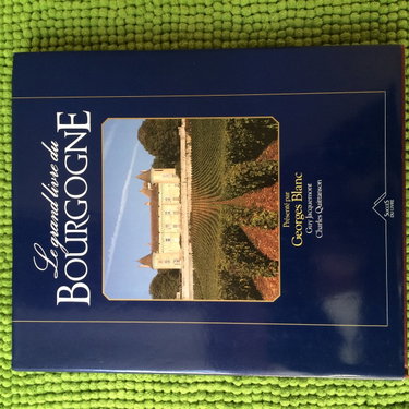 Couverture de Le grand livre du bourgogne