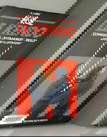 Le kendo : techniques, entraînement, règles