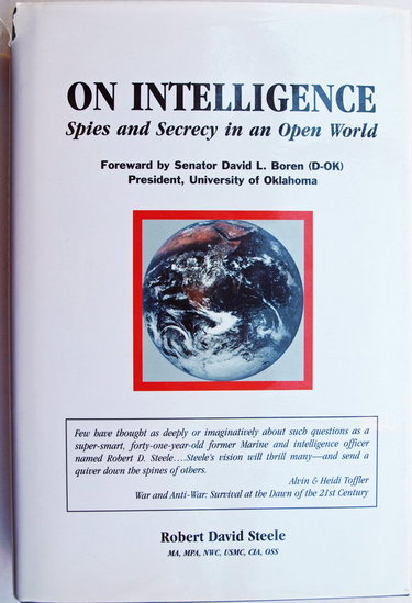 Couverture de On Intelligence : Spies and Secrecy in an Open Wor