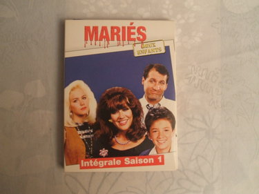 Couverture de Mariés deux enfants : L'Intégrale Saison 1 - Coffret 2 DVD