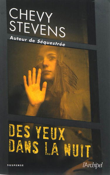 Des yeux dans la nuit