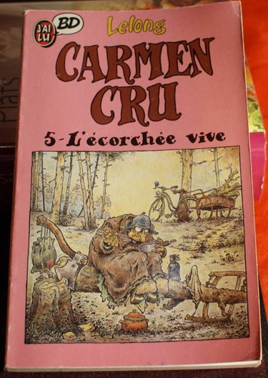 Couverture de Carmen Cru. Vol. 5. L'écorchée vive