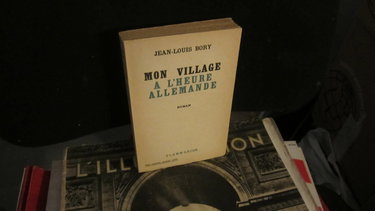 Couverture de Mon village a l'heure allemande.