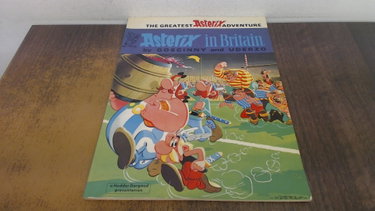 Couverture de Asterix in Britain (version anglaise)