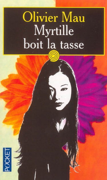 Myrtille boit la tasse