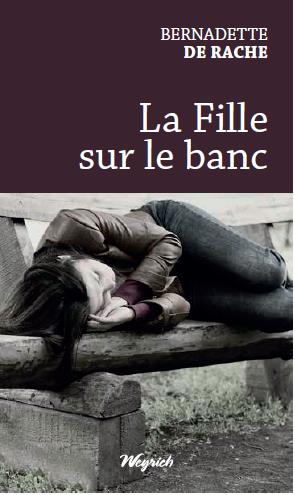 La fille sur le banc
