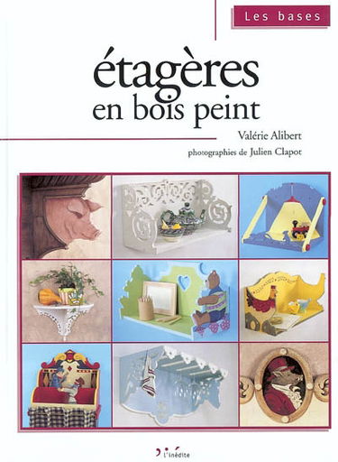 Etagères en bois peint