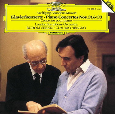 Couverture de Piano Concerti 21 & 23