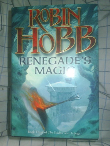 Couverture de Renegade’s Magic par Robin Hobb