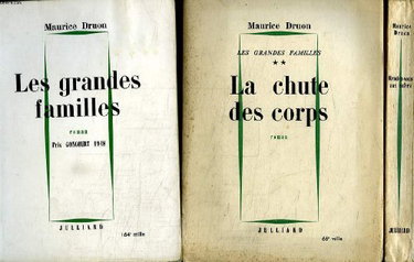 Couverture de 3 TOMES. LES GRANDES FAMILLES, LA CHUTE DES CORPS, RENDEZ VOUS AUX ENFERS.