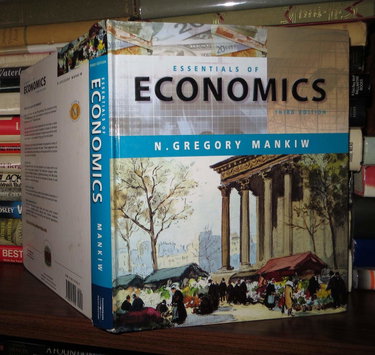 Couverture de Essentials of Economics