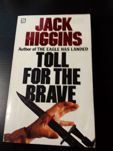 Couverture de Toll for the Brave