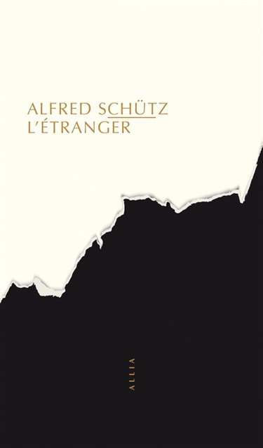 Couverture de L'étranger : un essai de psychologie sociale. L'homme qui revient au pays