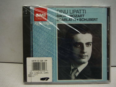 Couverture de Plays Bach/Mozart/Scarlatti/Et