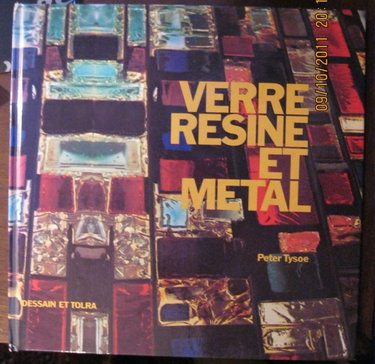Couverture de Verre, résine et métal