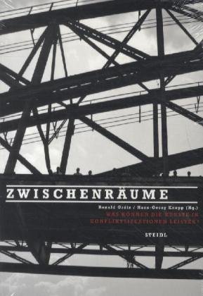 Couverture de Zwischenräume: Was können die Künste in Konfliktsituationen leisten?