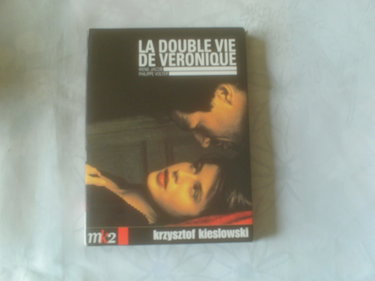 Couverture de La Double vie de Véronique - Édition spéciale 2 DVD