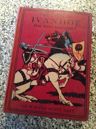 Couverture de Ivanhoé (Lecture et loisir)