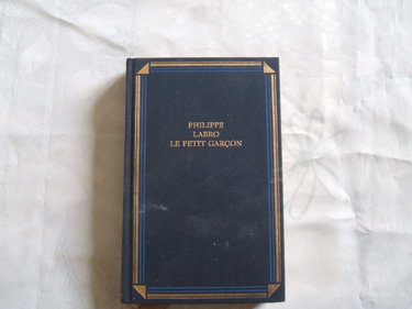 Couverture de Le petit garçon par Philippe Labro