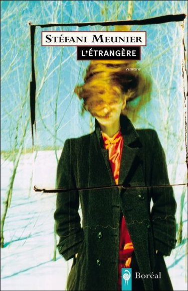 Couverture de L'étrangère