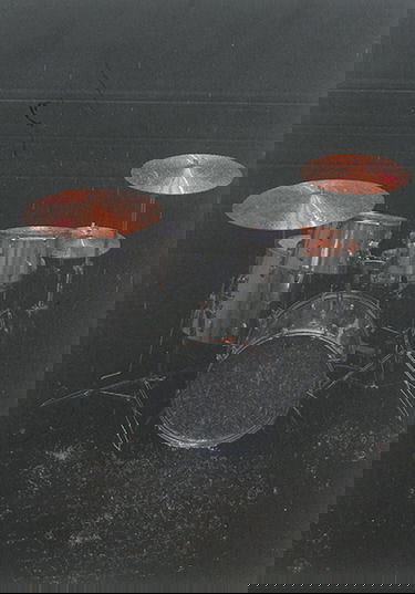 Céleste Boursier-Mougenot : perturbations