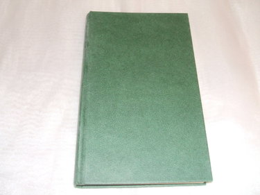 Couverture de Retour aux sources, cinq nouvelles inédites (La mémoire des pierres -L'enfant roi -La photograpie -Y vivre et u mourir -Détruire fontfroide)