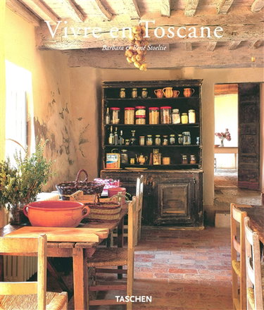 Couverture de Living in Tuscany. Vivre en Toscane