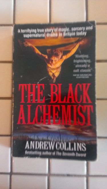 Couverture de The Black Alchemist