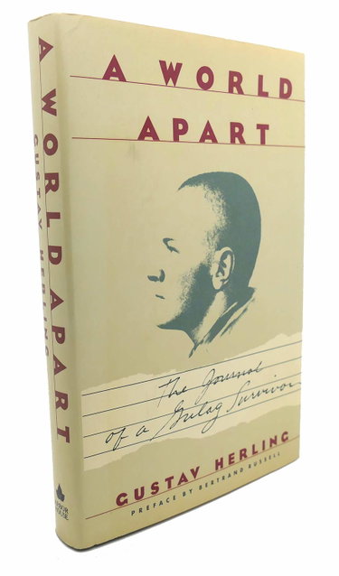 Couverture de A World Apart/the Journal of a Gulag Survivor