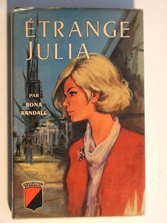 Couverture de Etrange julia