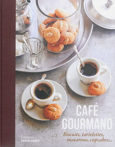 Café gourmand : biscuits, tartelettes, macarons, cupcakes...