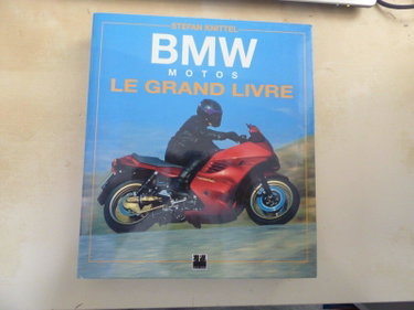 Couverture de BMW motos, le grand livre