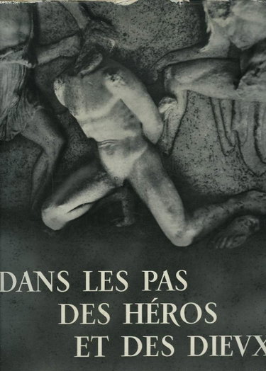 Couverture de Dans les pas des héros et des dieux