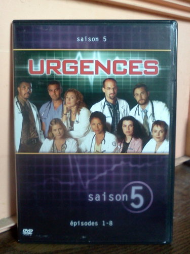 Couverture de URGENCES Saison 5 episodes 1-8