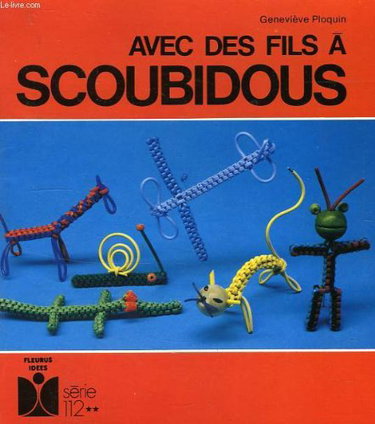 Couverture de Avec des fils à scoubidous