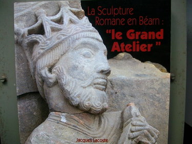 Couverture de La sculpture romane en Béarn : Le grand atelier