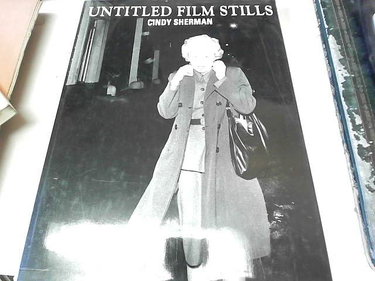 Couverture de Untitled Film Stills (en français)