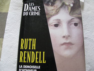 LA DEMOISELLE D'HONNEUR